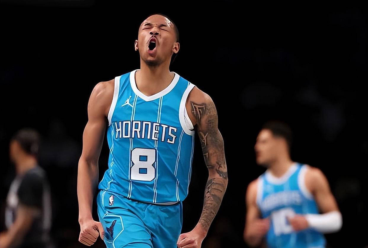 9体育-关于赛地聚焦——NBA季后赛集结日热度飙升，夏洛特黄蜂战术微调，底气十足，资深球员宣示担当的信息