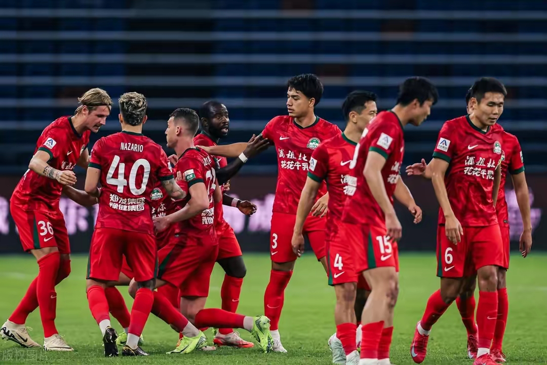 欧冠赛后再迎强敌；深圳男篮门线救险；主帅态度：气氛紧张；球队文化再被提及的简单介绍