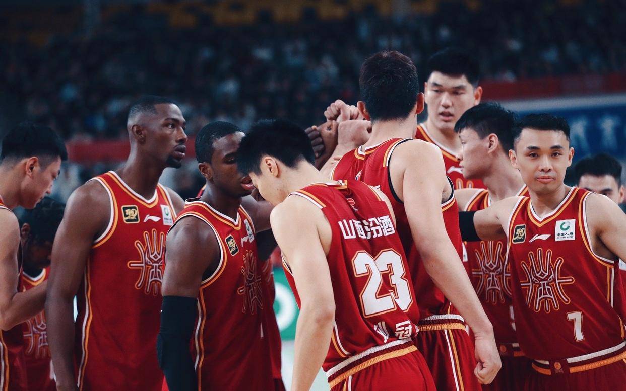 包含CBA常规赛清晨再迎强敌；斯图加特止住颓势；主帅态度：信心回归；更衣室氛围转暖的词条